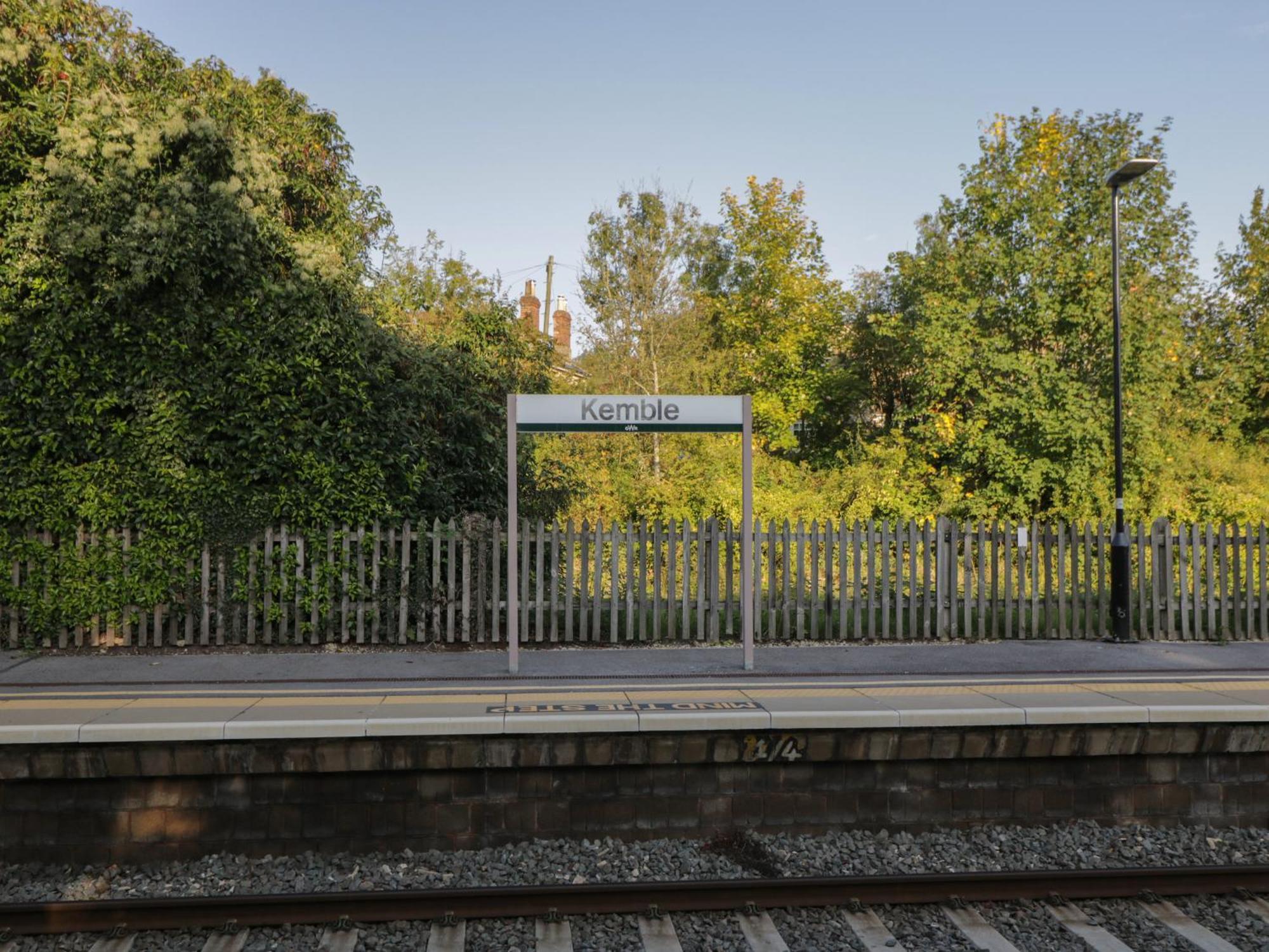 Hazel Villa Cirencester Bagian luar foto